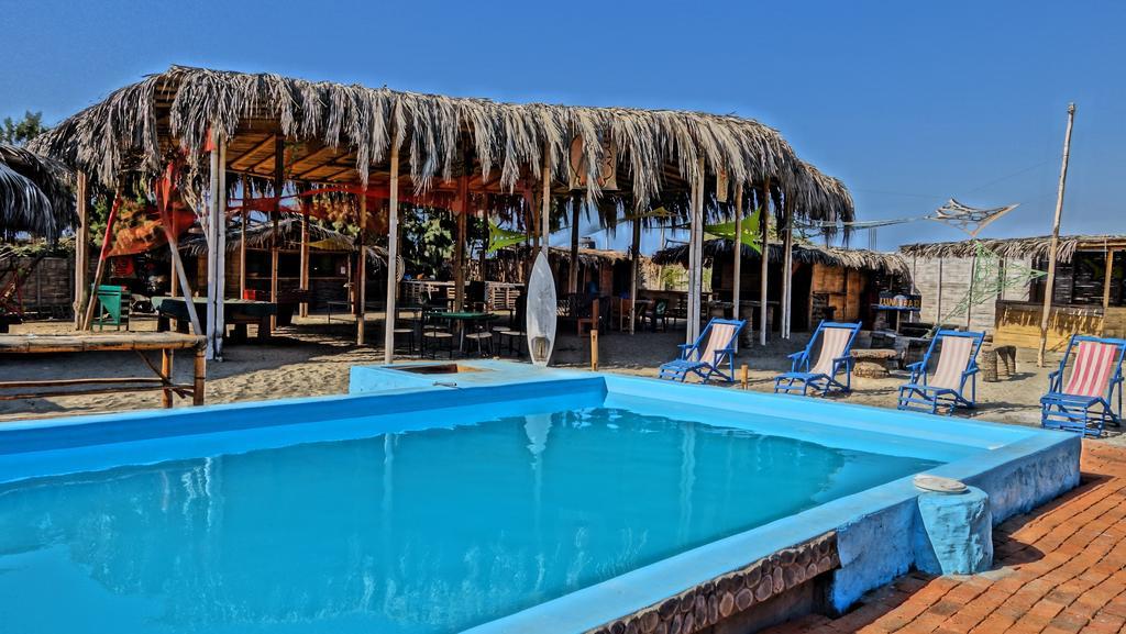 Psygon Surf Camp Hostel Máncora Exterior foto