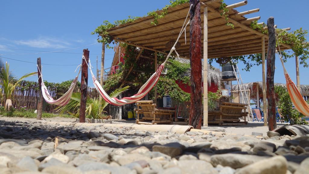 Psygon Surf Camp Hostel Máncora Exterior foto